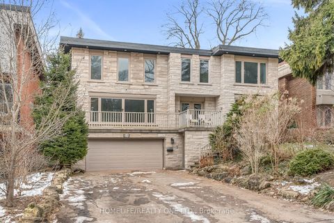 31 Bearwood Drive Toronto ON M9A 4G5