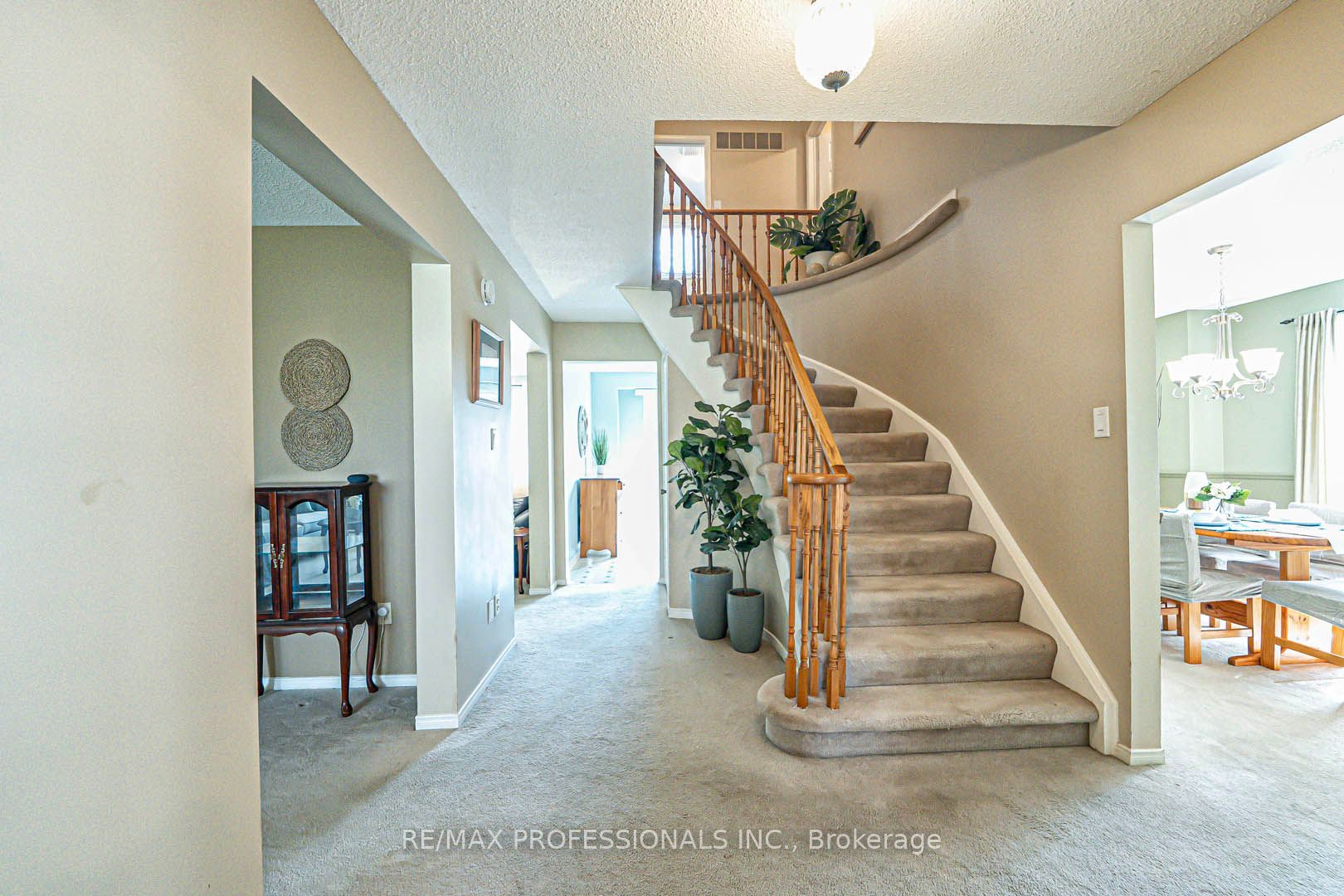 3953 Selkirk Place