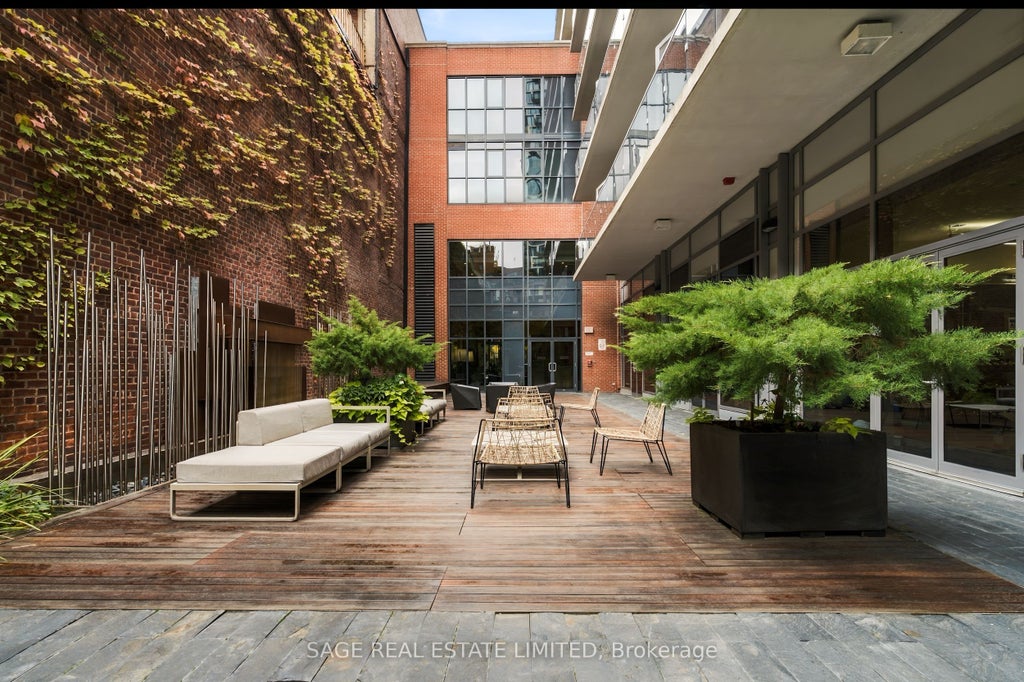 Photo of 55 Front Street E #417, Toronto, ON M5E 0A7 (MLS # C14085086)