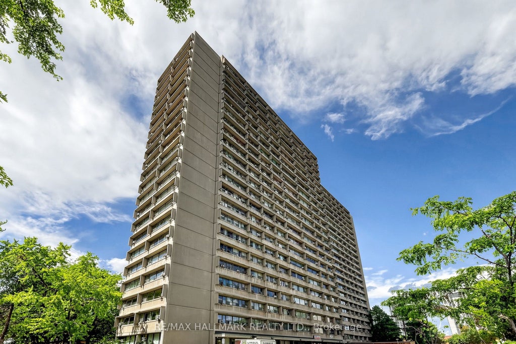Photo of 100 Leeward Glenway #1512, Toronto, ON M3C 2Z1 (MLS # C13812110)