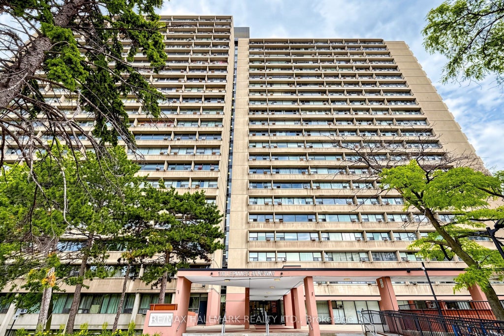Photo of 100 Leeward Glenway #1512, Toronto, ON M3C 2Z1 (MLS # C13812110)