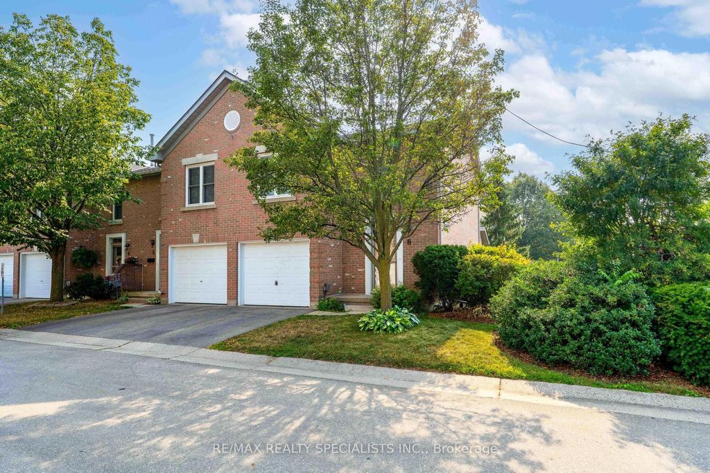 Photo of 397 Springbank Avenue #6, Woodstock, ON N4T 1P8 (MLS # X12590580)