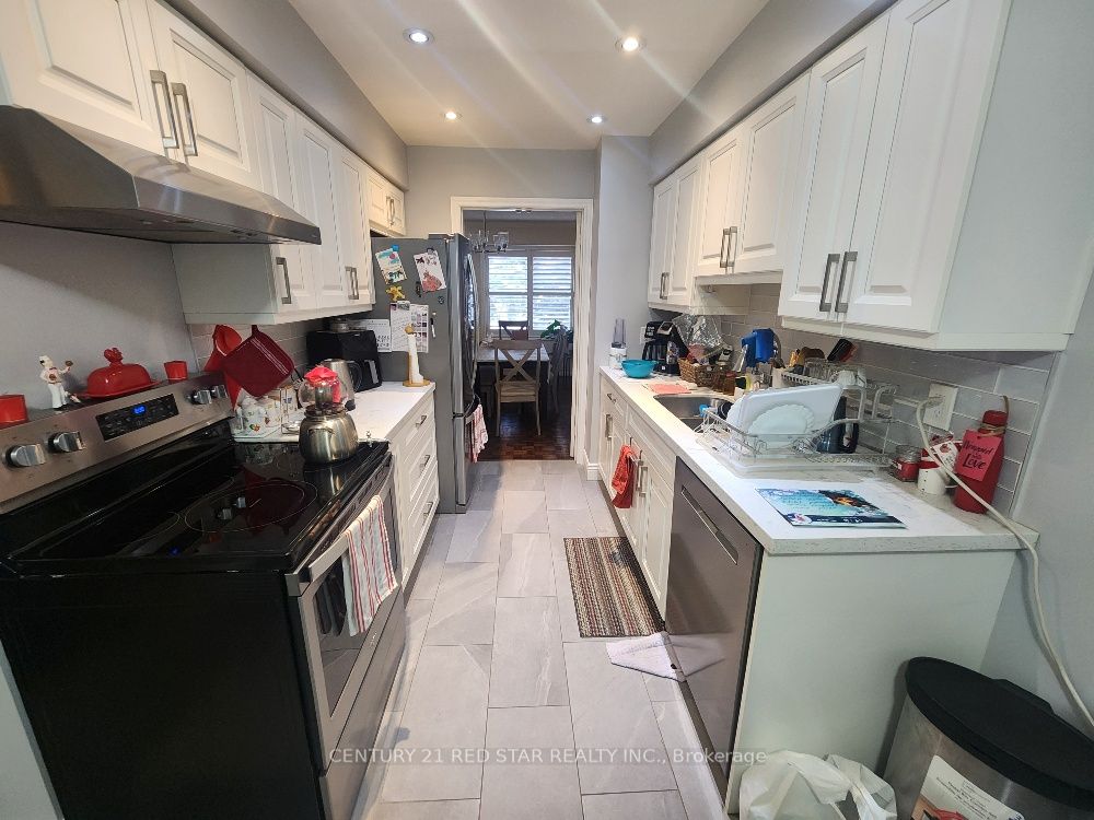 266 Simonston Boulevard