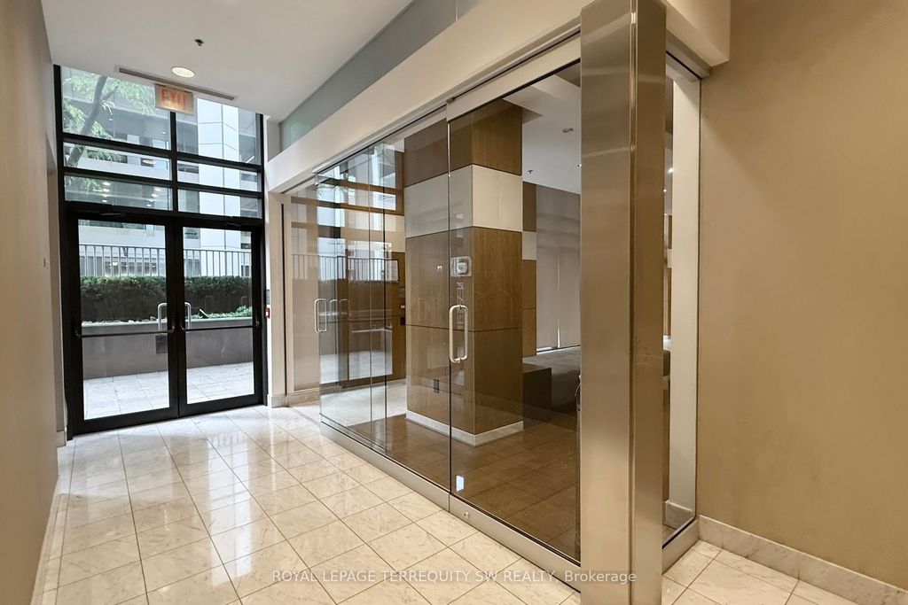 Photo of 85 Bloor Street E #1612, Toronto, ON M4W 3Y1 (MLS # C12756020)