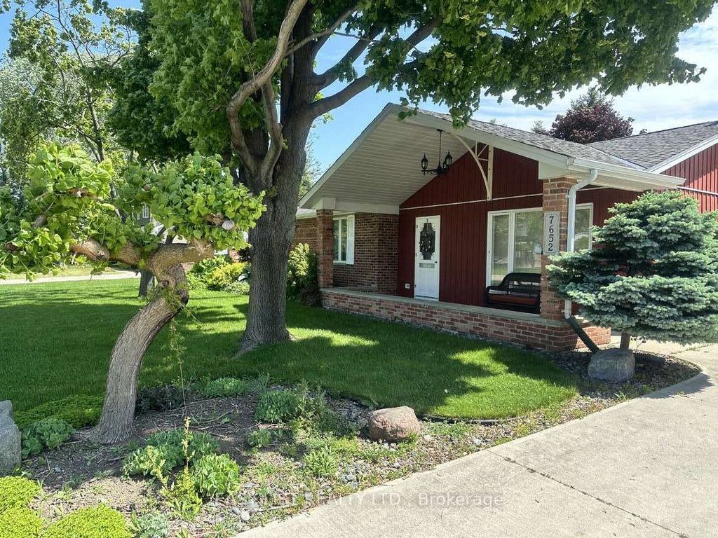 Photo of 7652 Harris Point Drive, Plympton-Wyoming, ON N0N 1J6 (MLS # X12444601)