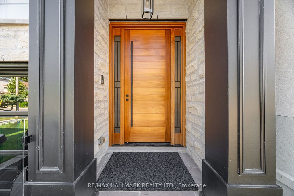 Photo of 78 South Kingsway N/A, Toronto, ON M6S 3T3 (MLS # W12590682)