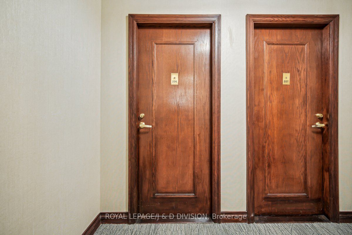 35 Merton Street 206