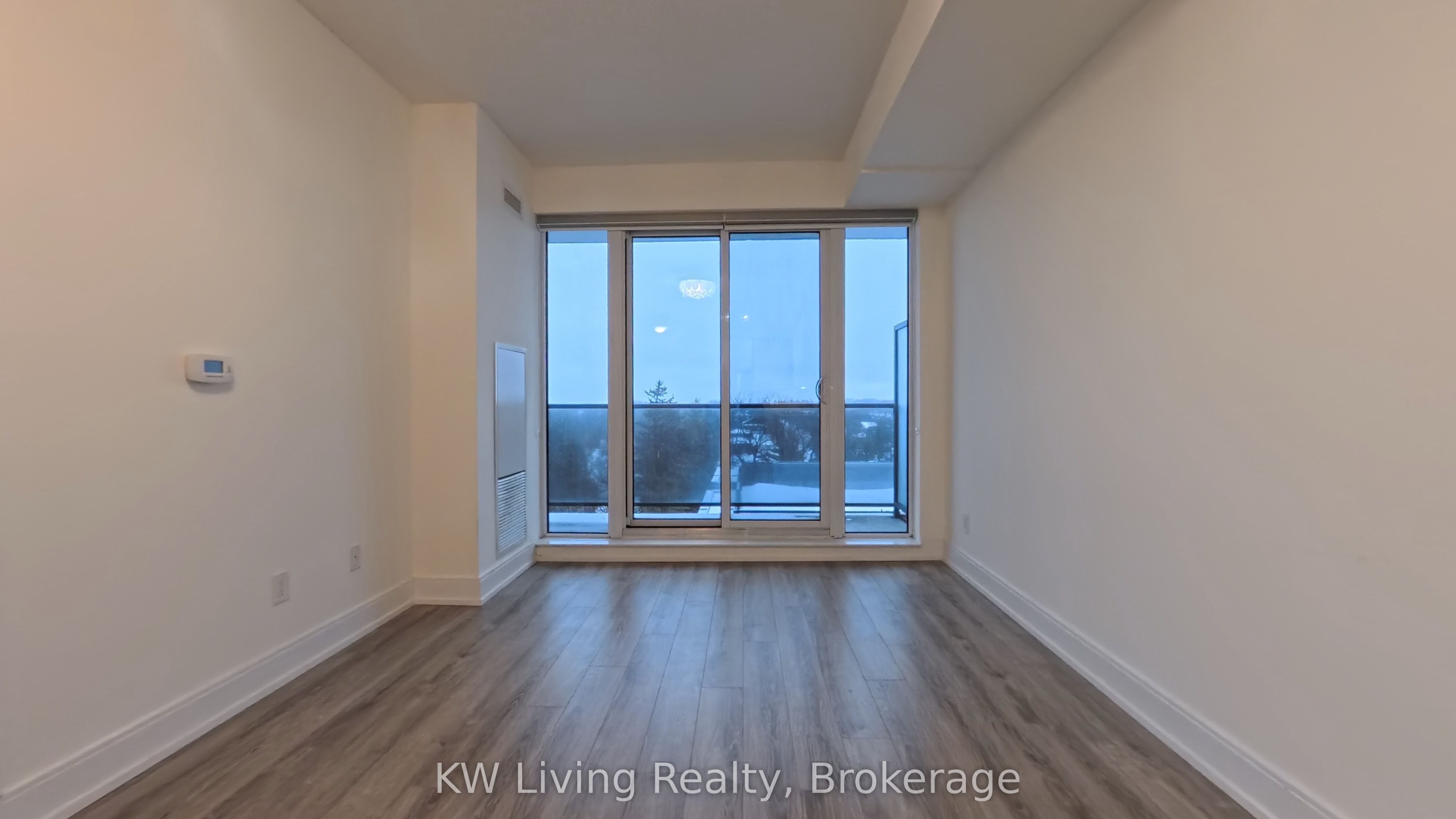 9608 Yonge Street 707