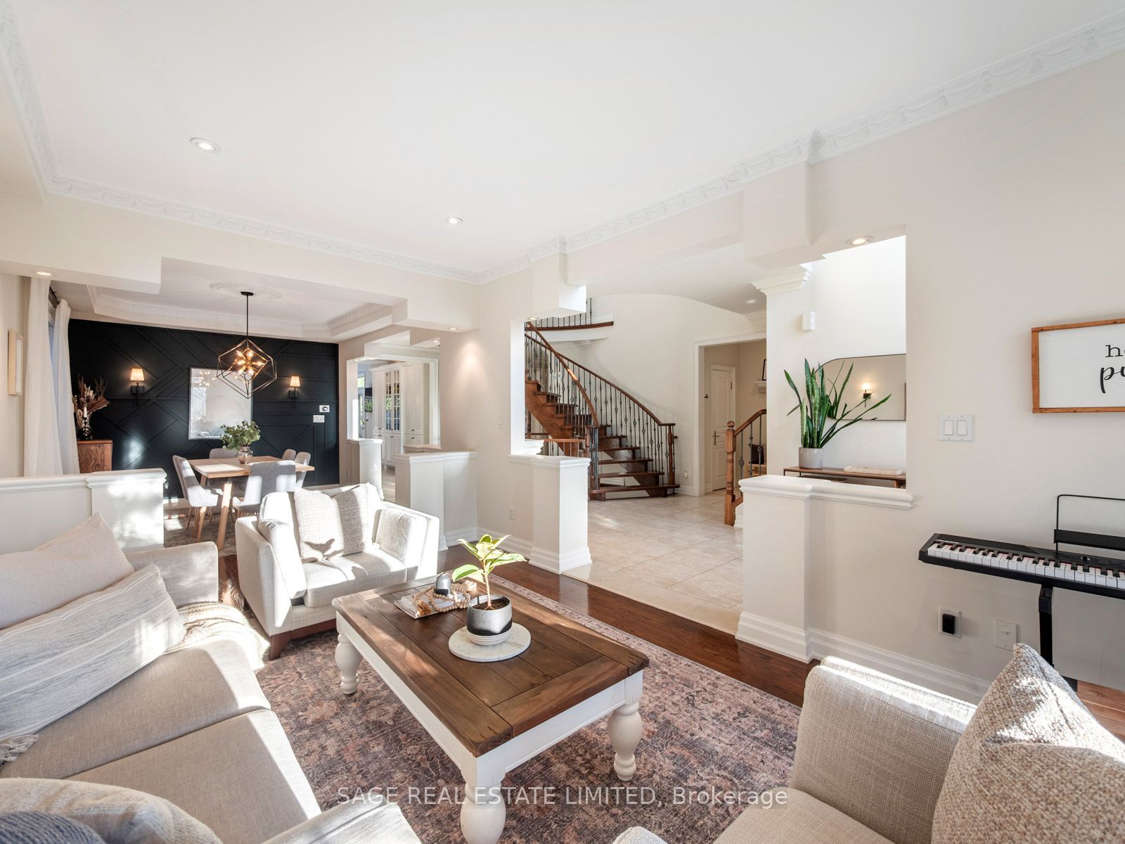 1789 Pine Grove Avenue