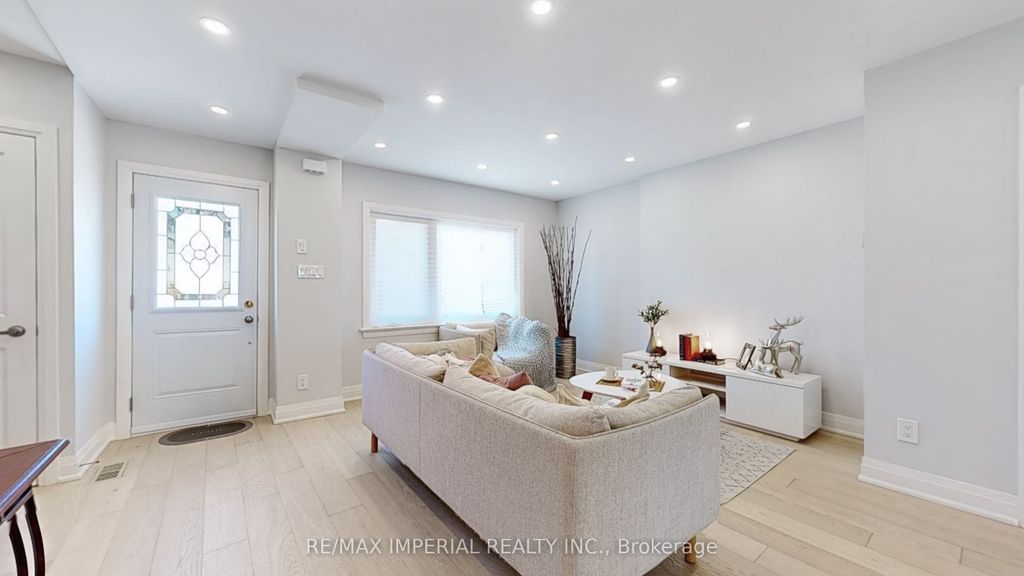 Photo of 9 Lesmount Avenue, Toronto, ON M4J 3V5 (MLS # E12662344)