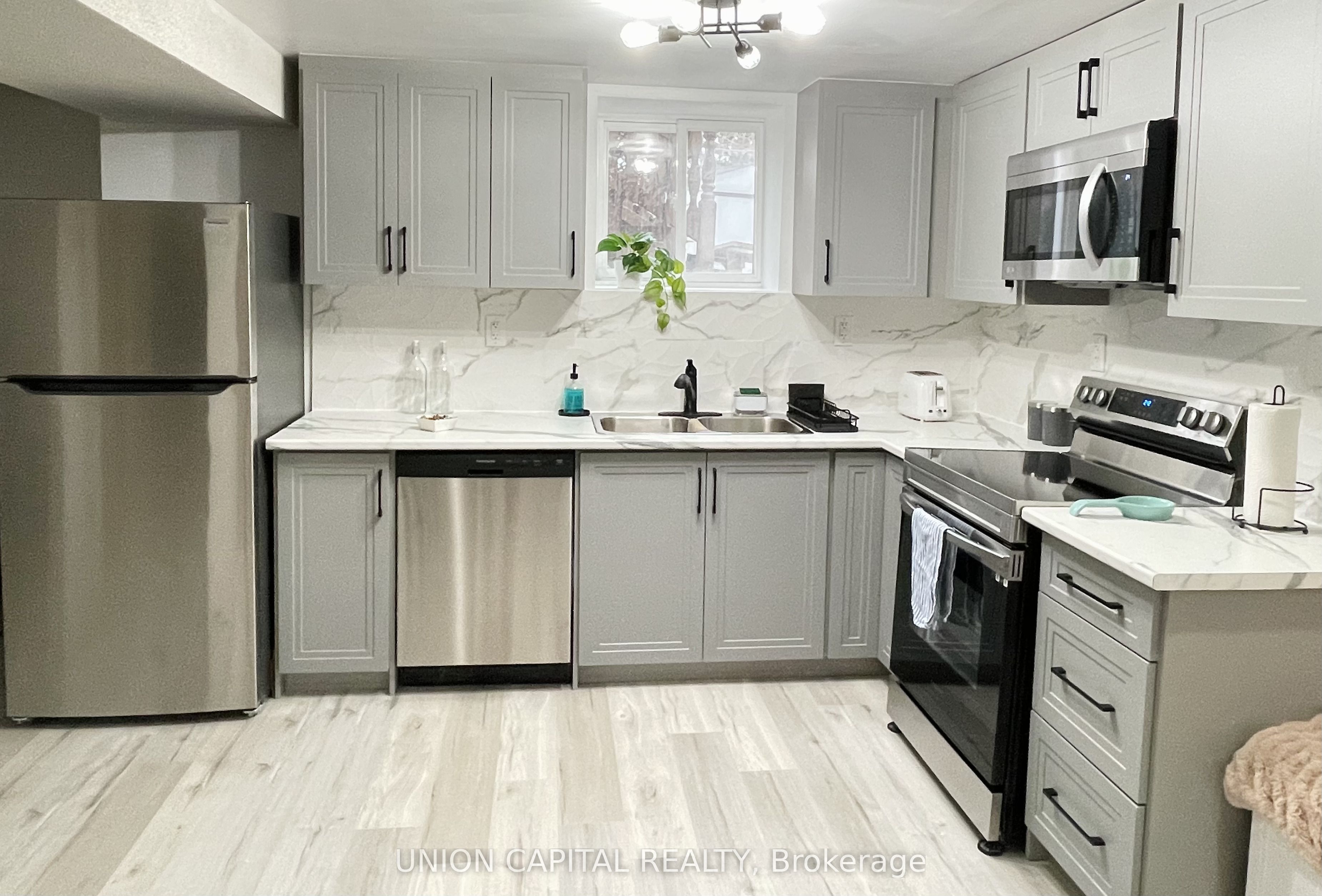 274 Harrowsmith Drive Bsmt