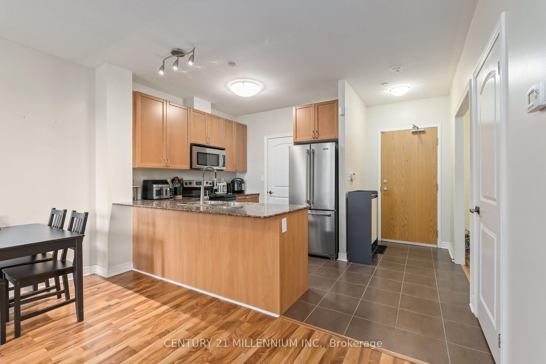 383 Main Street E 107