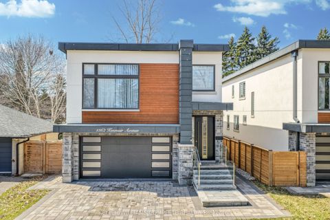 1362 KENMUIR Avenue Mississauga ON L5G 4B4