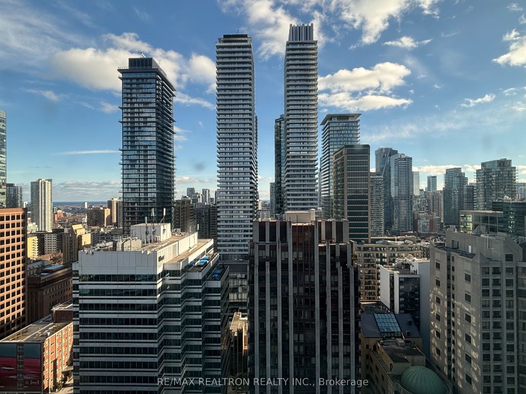 Photo of 8 Park Road #3011, Toronto, ON M4W 3S5 (MLS # C12895062)