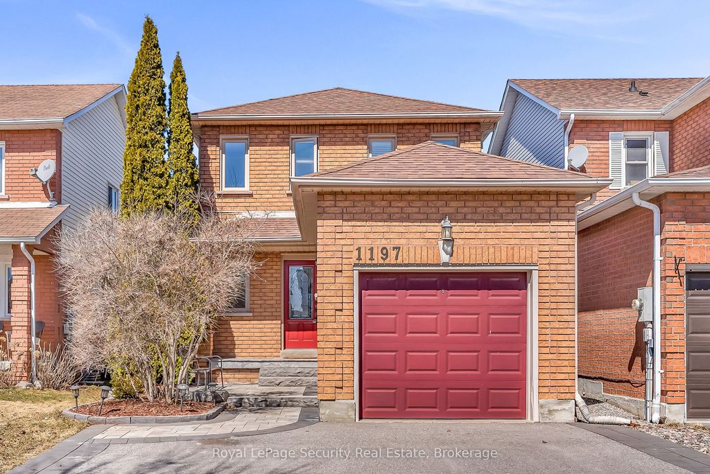 Photo of 1197 Beaver Valley Crescent, Oshawa, ON L1J 8N1 (MLS # E12933758)