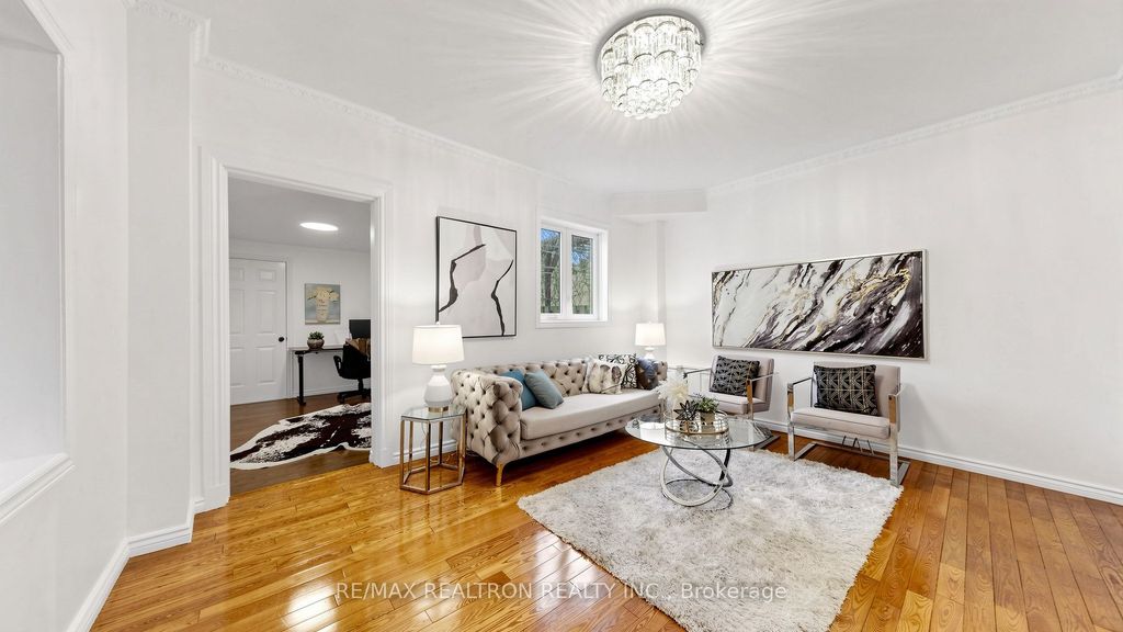 Photo of 318 Westmoreland Avenue, Toronto, ON M6H 3A5 (MLS # W13087984)