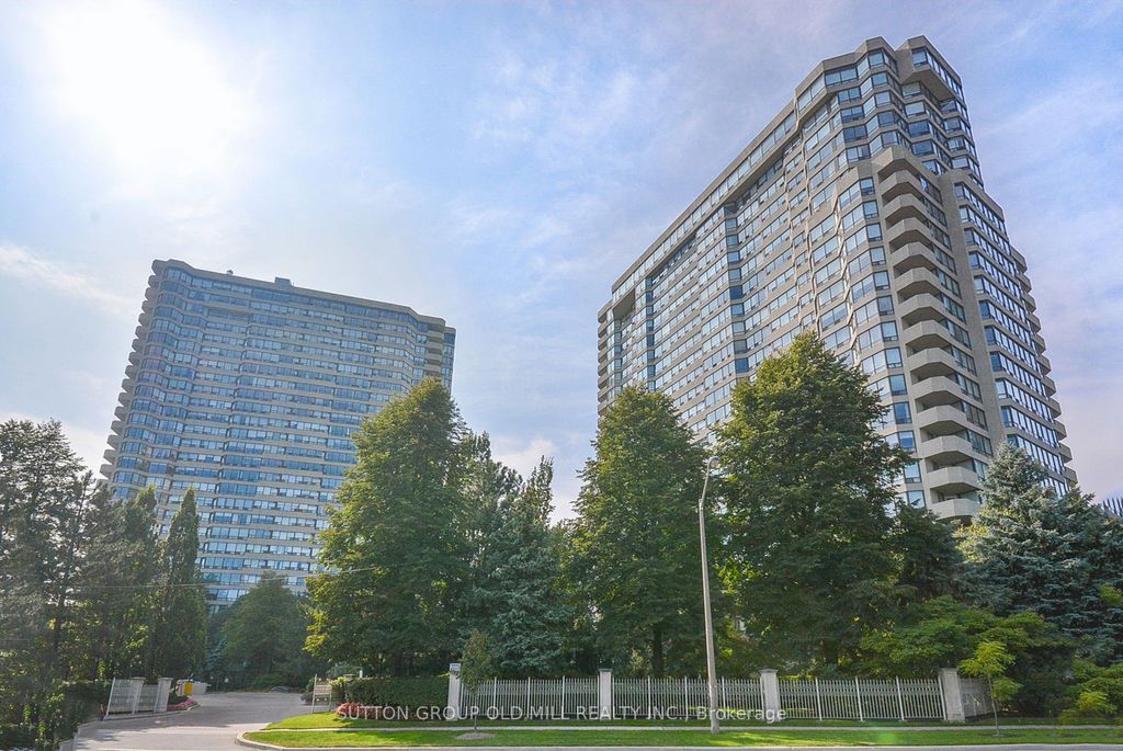 Photo of 1320 Islington Avenue #601, Toronto, ON M9A 5C6 (MLS # W12889844)