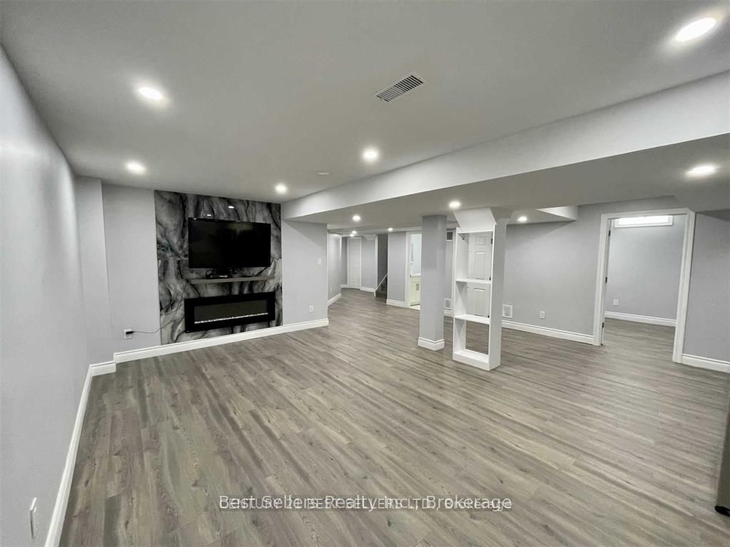 32 Stephanie Avenue Bsmt