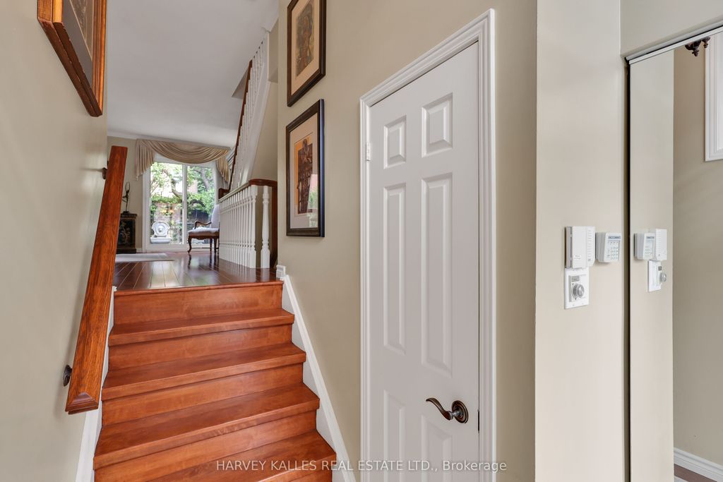 Photo of 68 Sylvan Valleyway N/A, Toronto, ON M5M 4M3 (MLS # C12452778)
