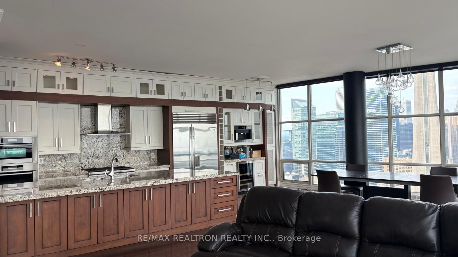 35 Mariner Terrace PH3