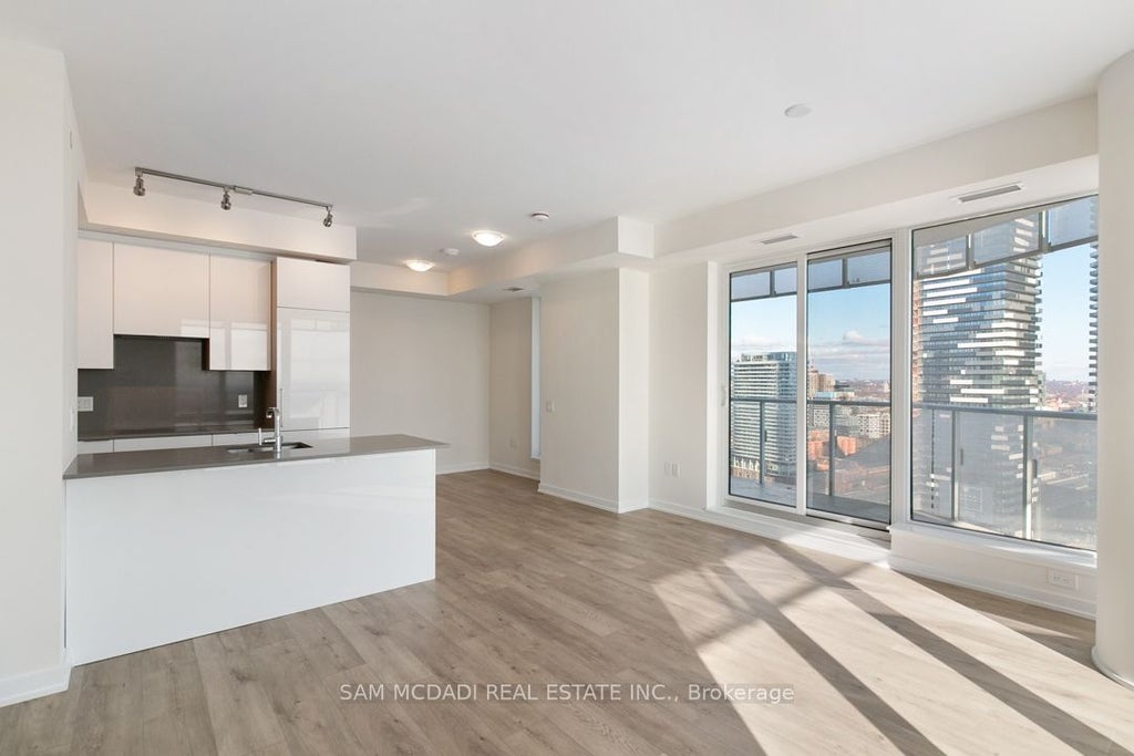 Photo of 28 Freeland Street #2809, Toronto, ON M5E 0E3 (MLS # C13216806)