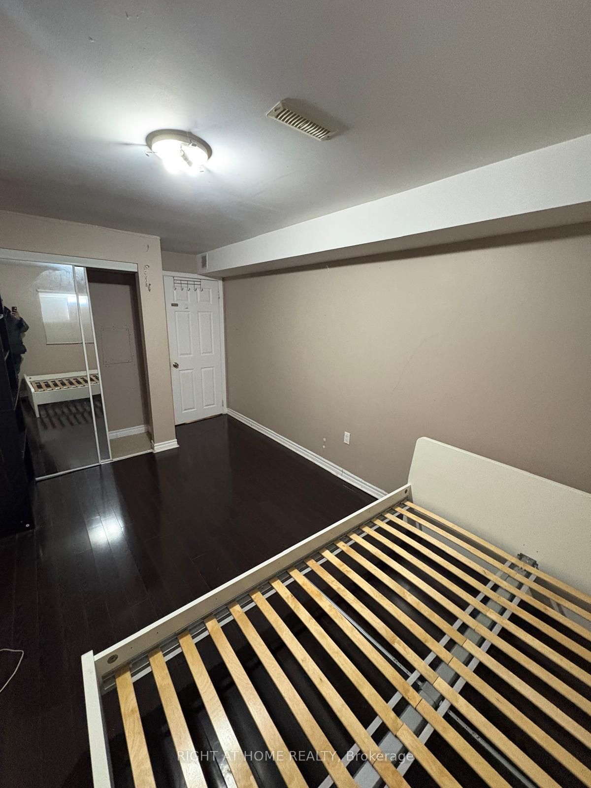 BSMT - 5292 Longhouse Crescent