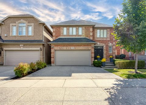 1434 Gulledge Trail Oakville ON L6M 3Z8