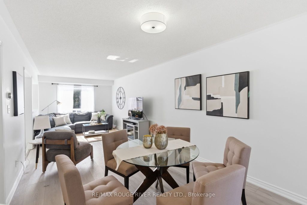 Photo of 82 Havenwood Place, Whitby, ON L1N 9V7 (MLS # E12935476)