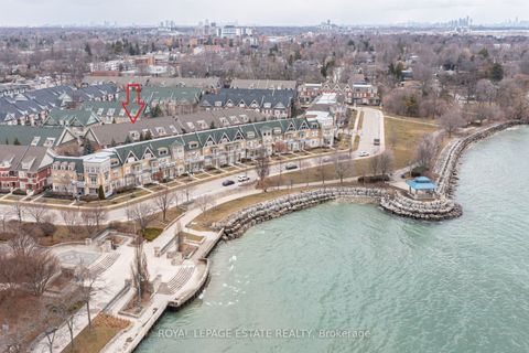 66 Compass Way Mississauga ON L5G 4T8