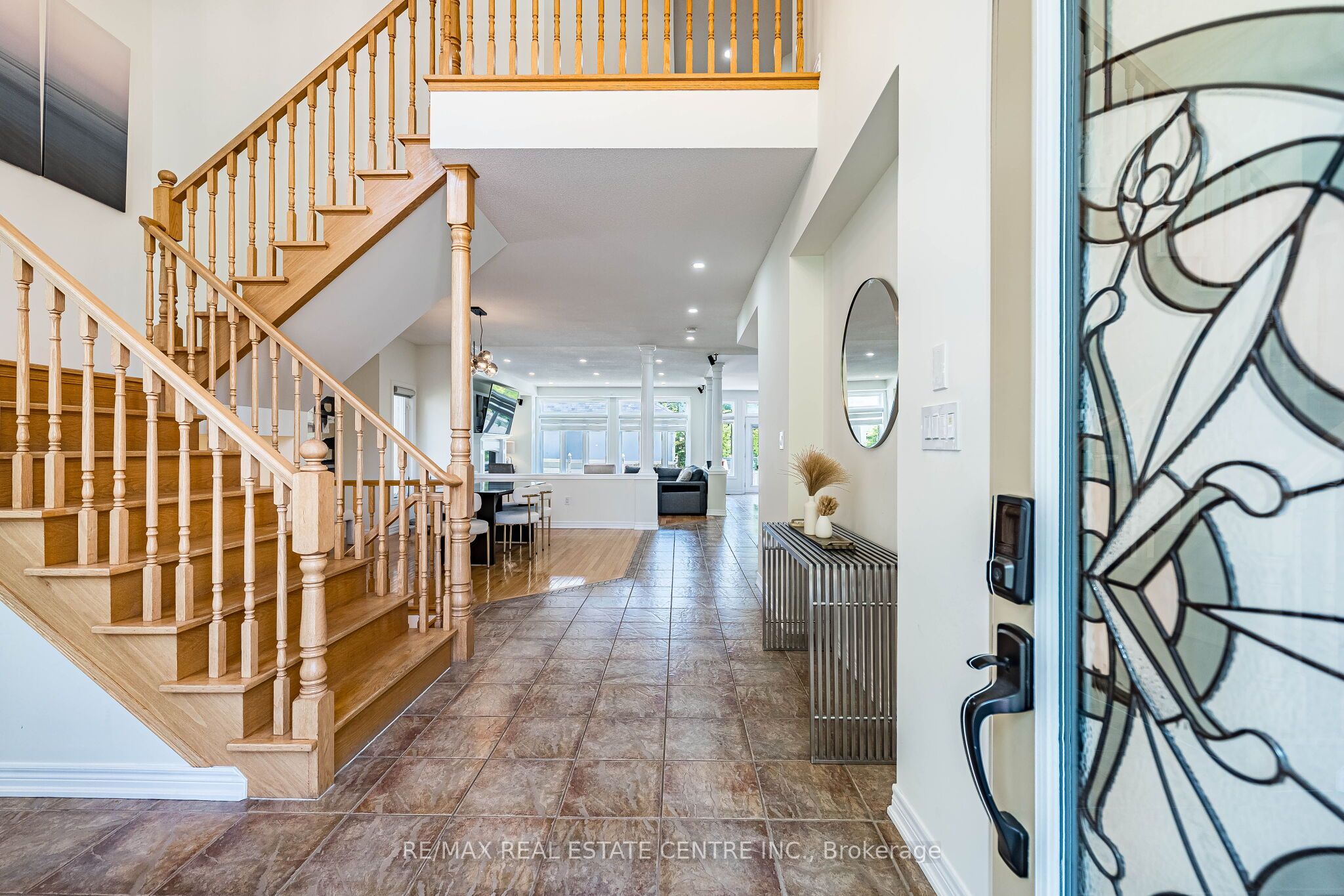 137 Cloverleaf Drive Ancaster
