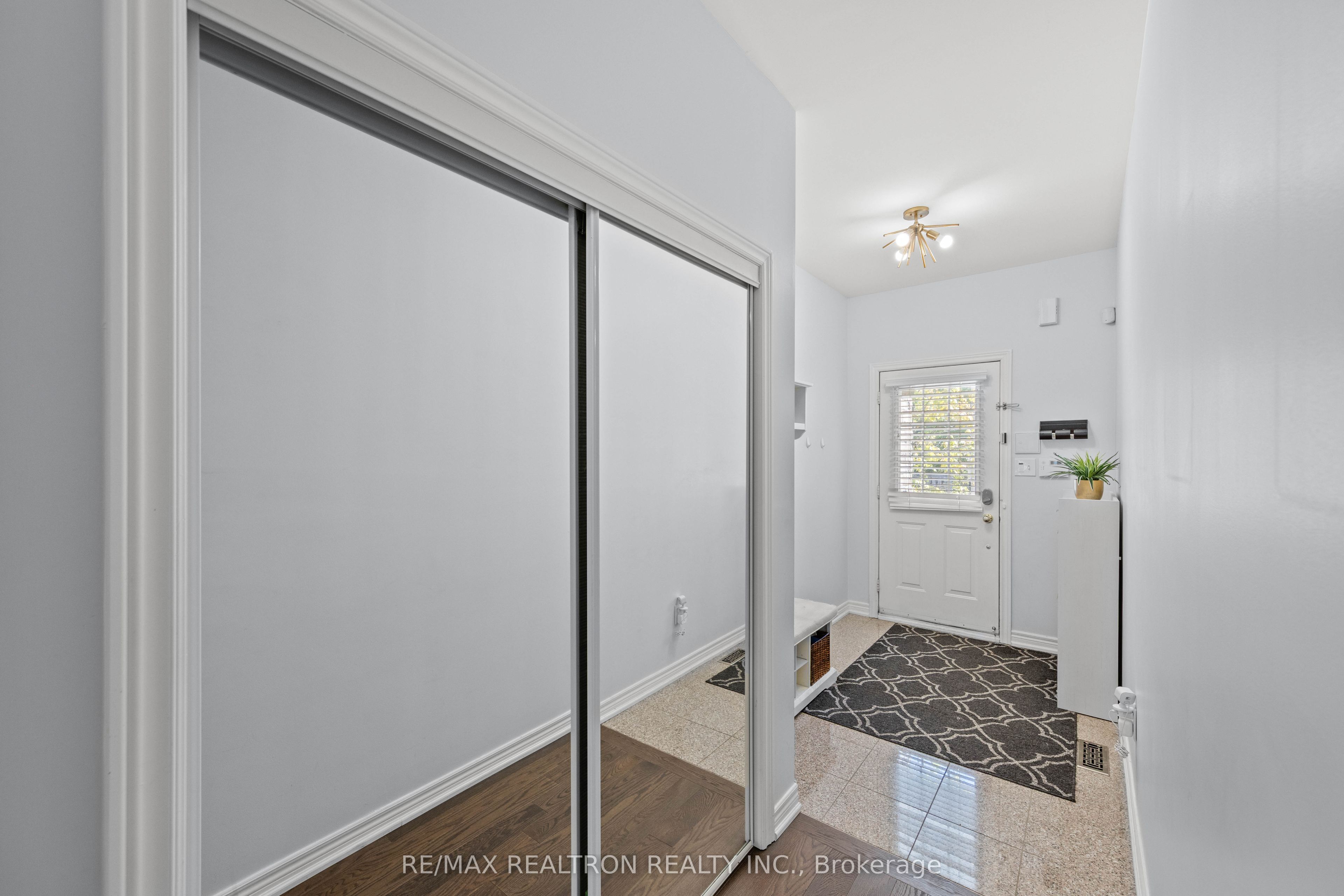 56 North Lake Road 23