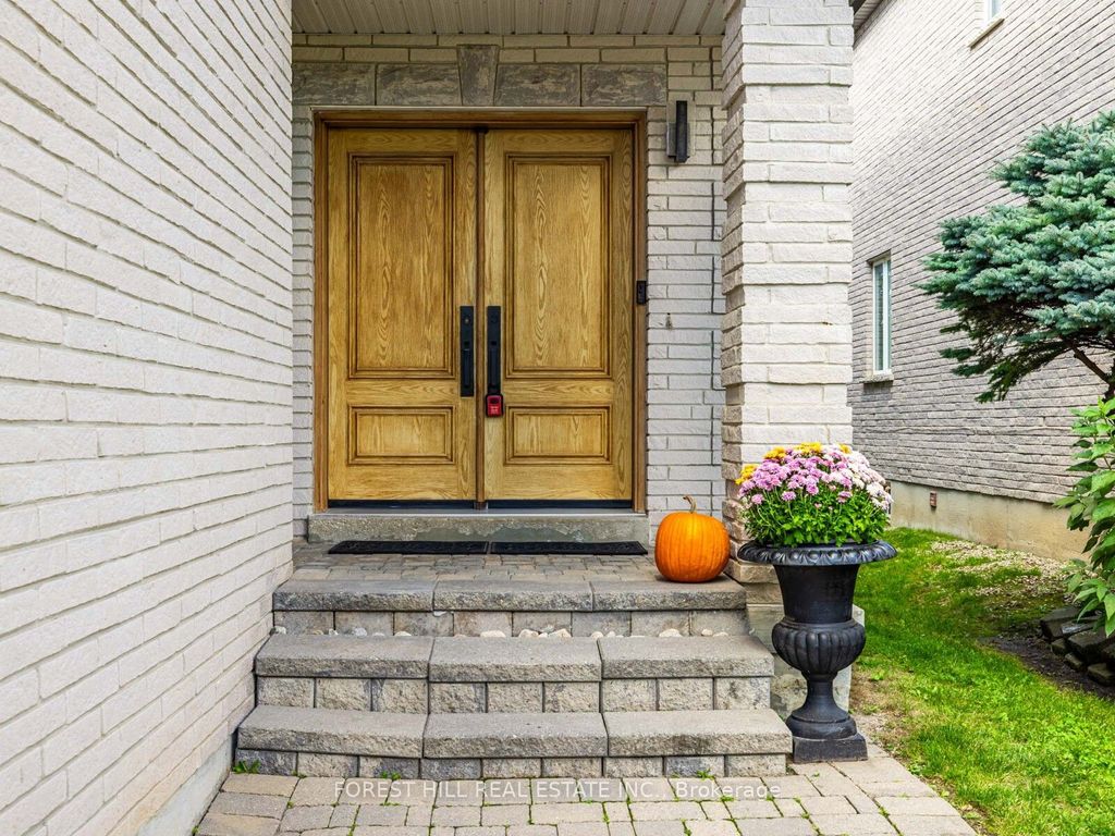 Photo of 134 Royal Palm Drive, Vaughan, ON L4J 8K1 (MLS # N12517188)