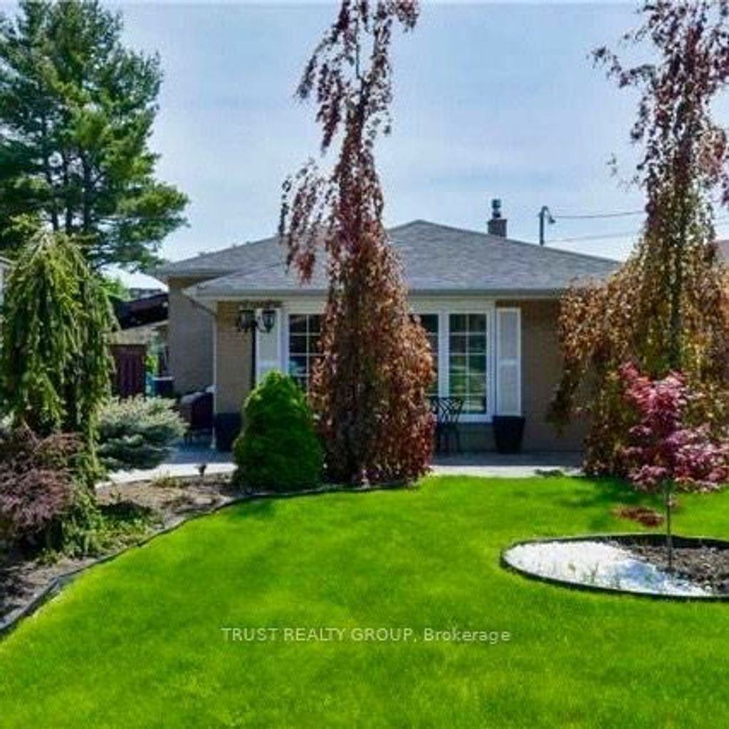 Photo of 9 Del Ria Drive, Toronto, ON M6L 1L9 (MLS # W13015176)