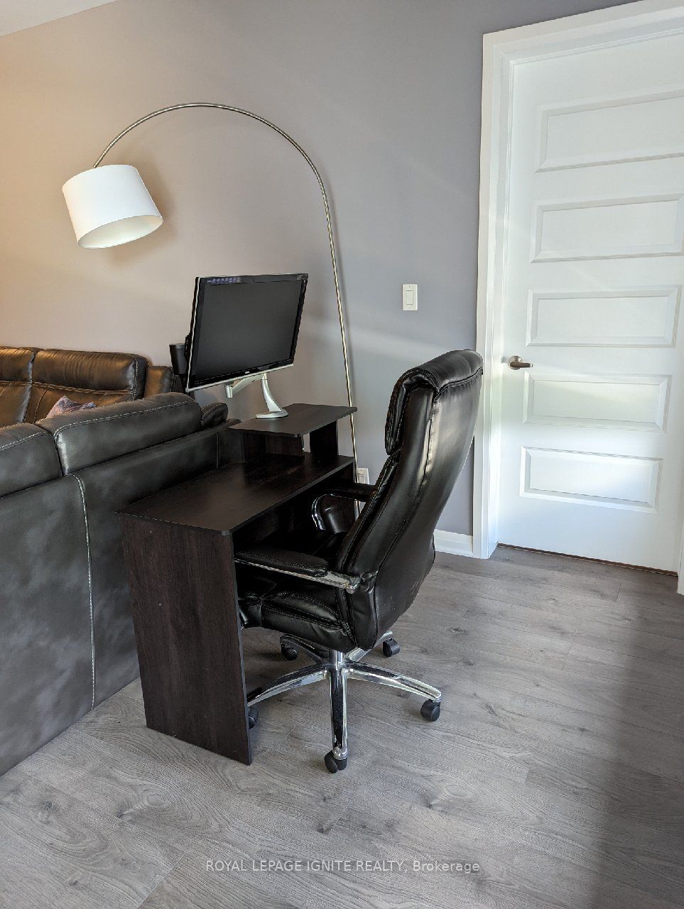 2 Adam Sellers Street 314