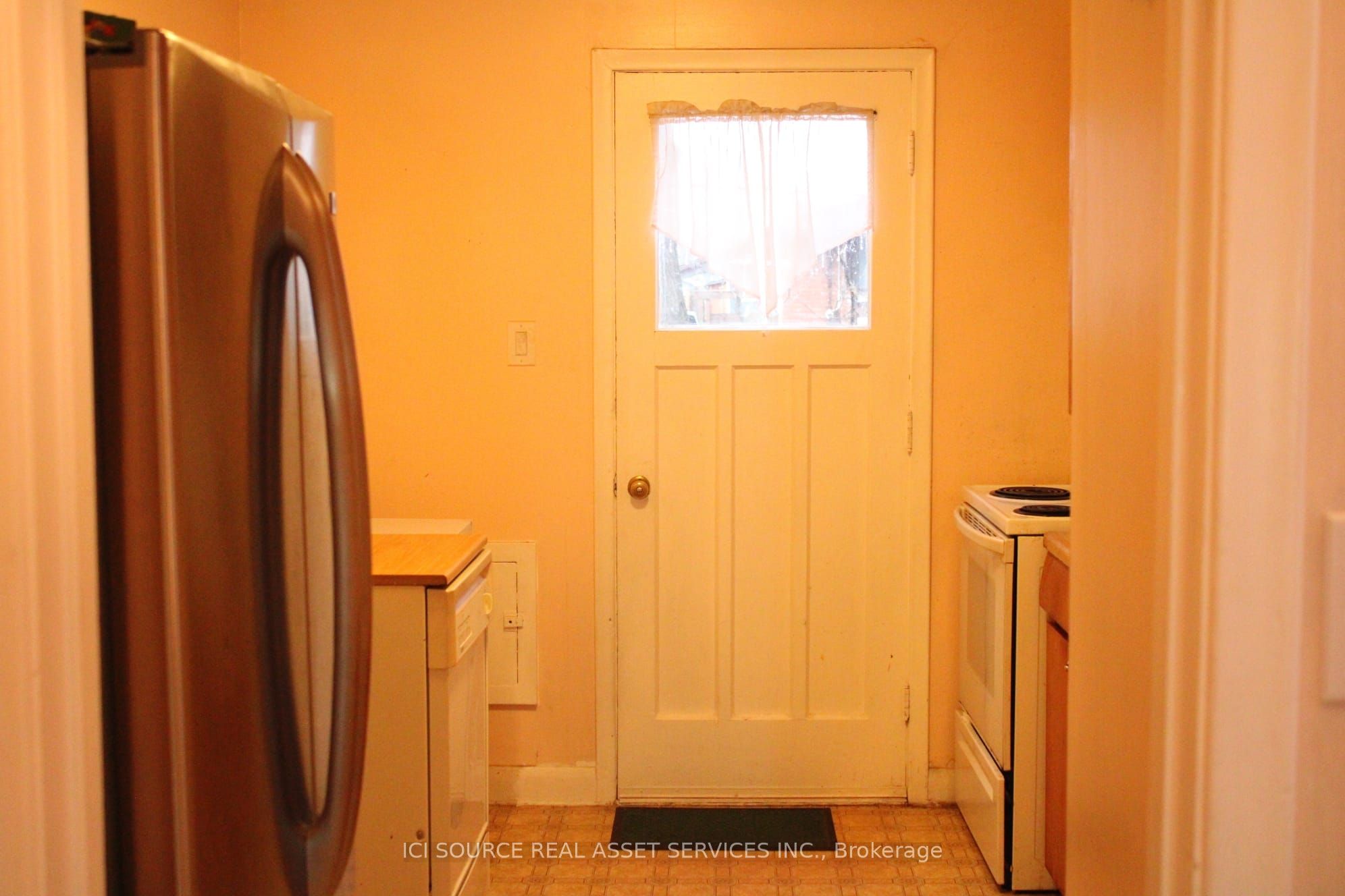 532 Appleby Line