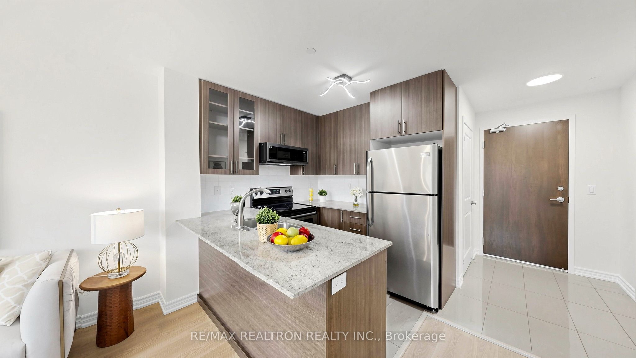 75 Norman Bethune Avenue 108