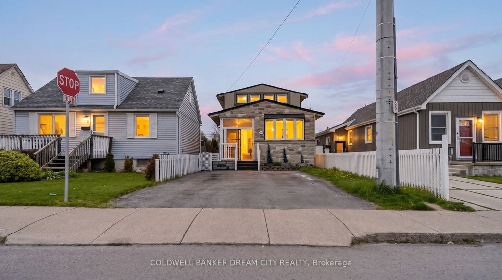 Photo of 39 Reid Avenue N, Hamilton, ON L8H 6C9 (MLS # X13433526)