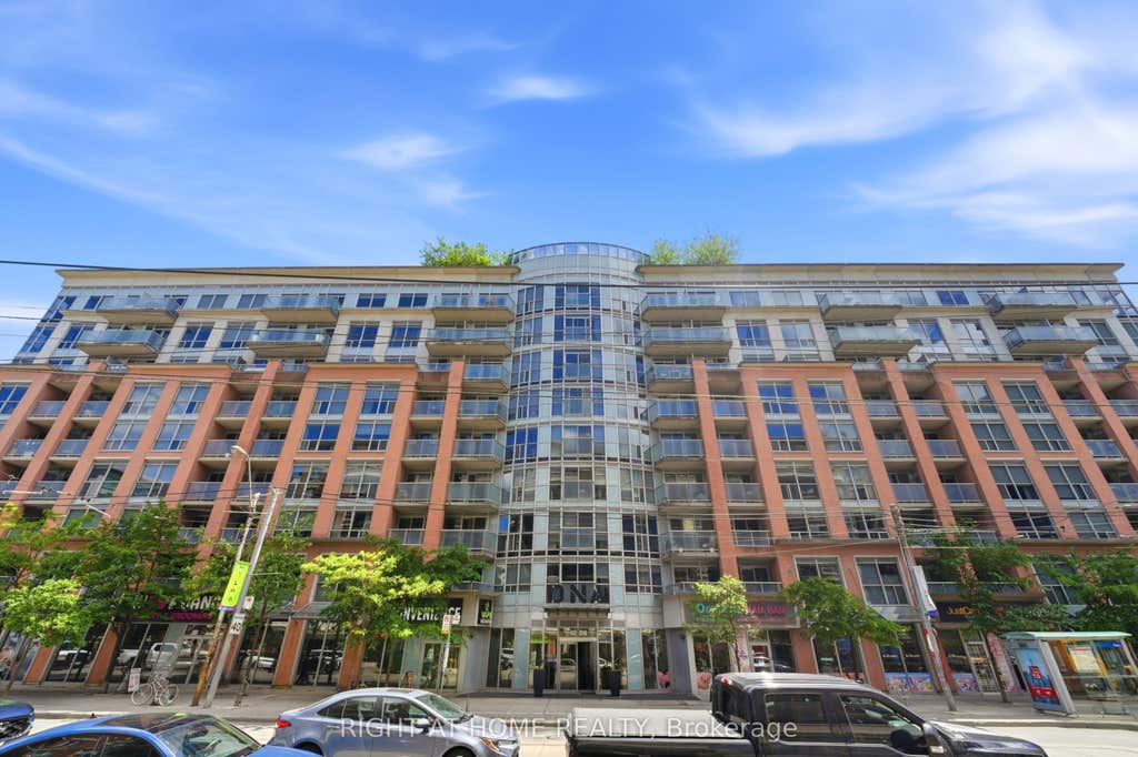 Photo of 1005 King Street W #209, Toronto, ON M6K 3M8 (MLS # C13412758)