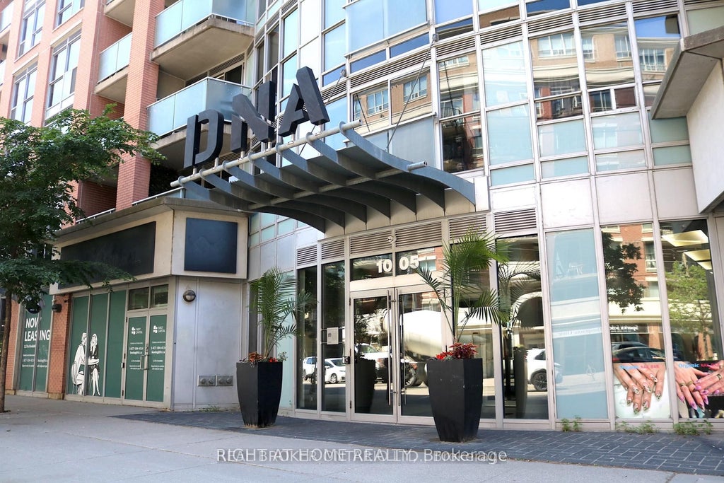 Photo of 1005 King Street W #209, Toronto, ON M6K 3M8 (MLS # C13412758)