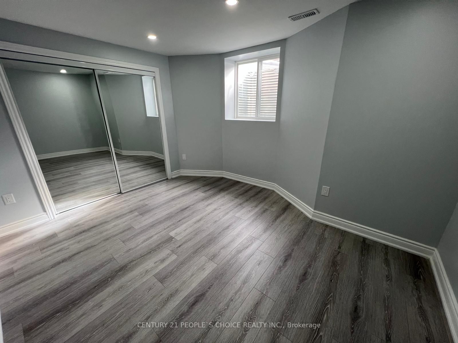 11 Daleridge Crescent (Bsmt) 2