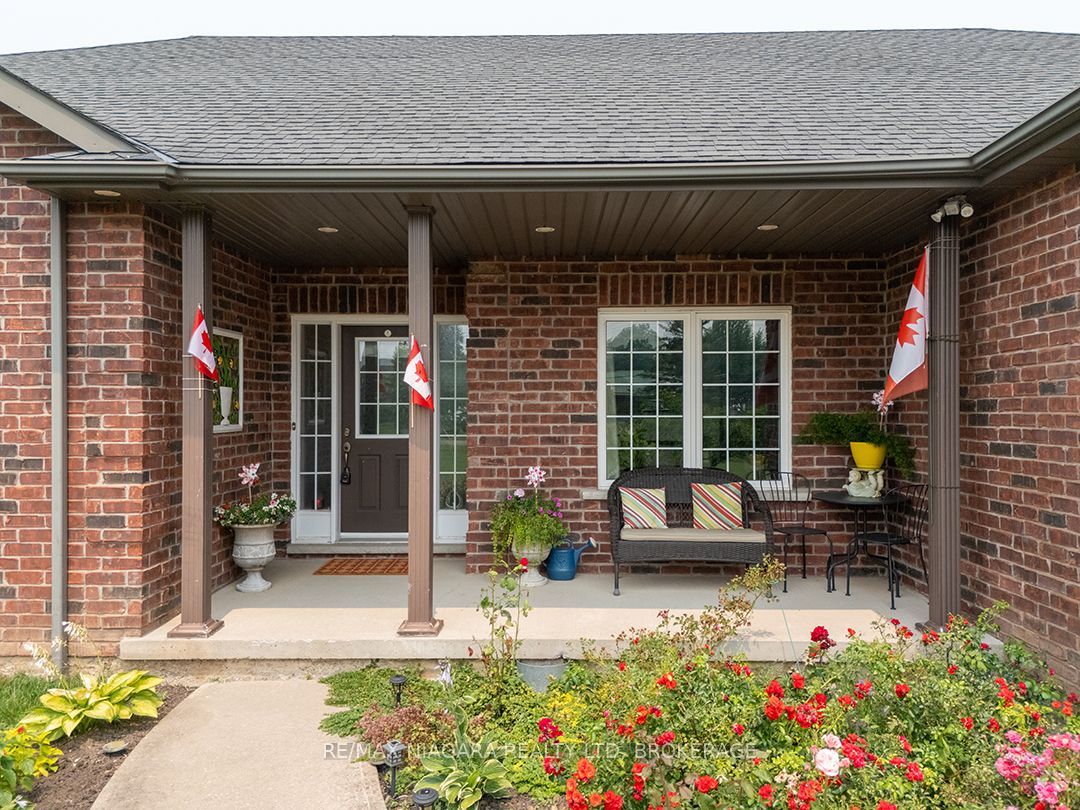 11004 Lakeshore Road