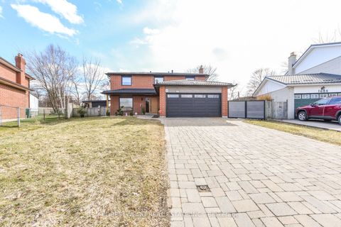 1690 Saltdene Terrace Mississauga ON L4W 2E4