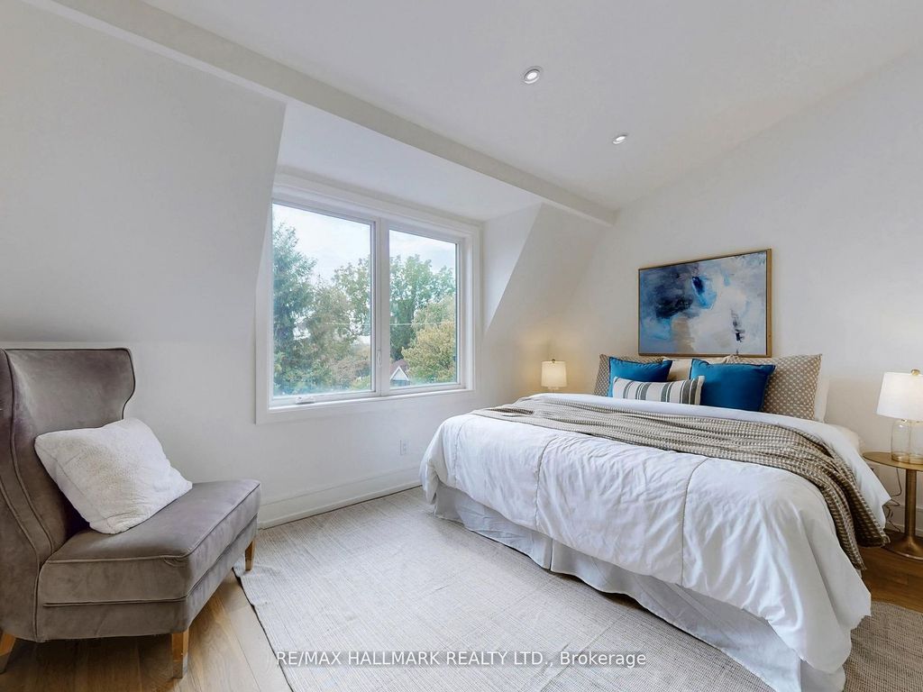 Photo of 5 Wadsworth Boulevard, Toronto, ON M9N 2G3 (MLS # W12820910)