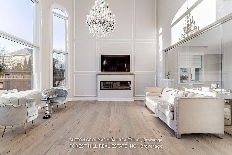 18 William Bowes Boulevard