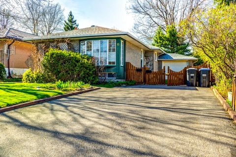 15 Epsom Downs Drive Brampton ON L6T 1Y7