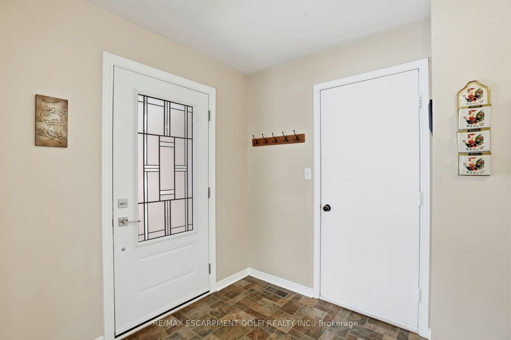 Photo of 52 Winnett Street N, Haldimand, ON N0A 1E0 (MLS # X12799330)