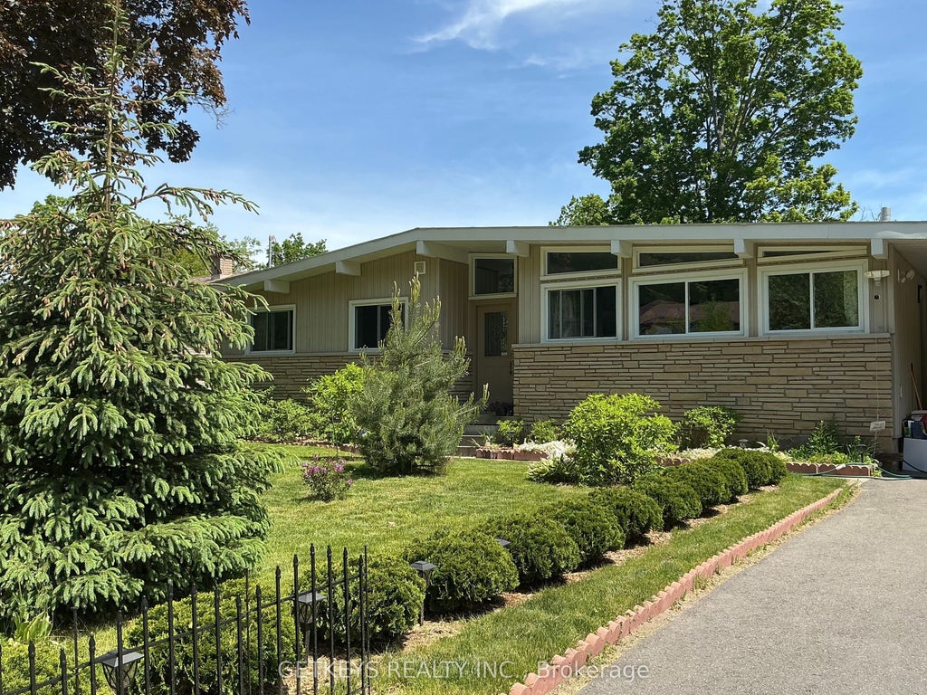 Photo of 49 King George Crescent, Quinte West, ON K0K 1E0 (MLS # X13233134)