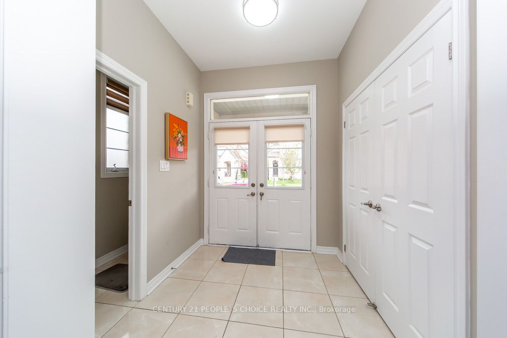 374 Begonia Gardens