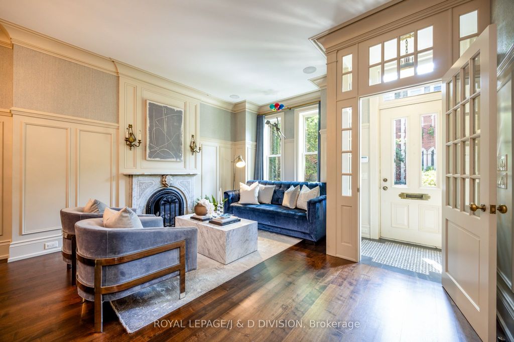 Photo of 36 Boswell Avenue, Toronto, ON M5R 1M4 (MLS # C12421167)