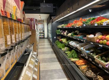 1263 Dundas Street W